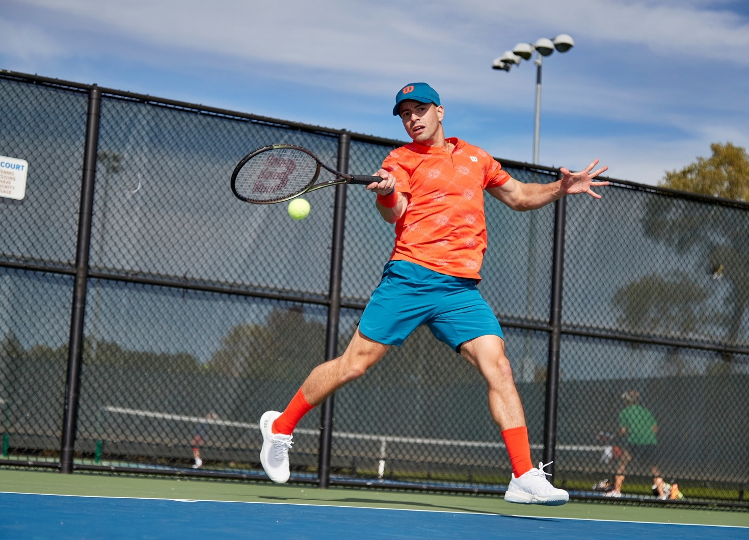 D rf r borde du spela i tennisskor tennisxpert se 